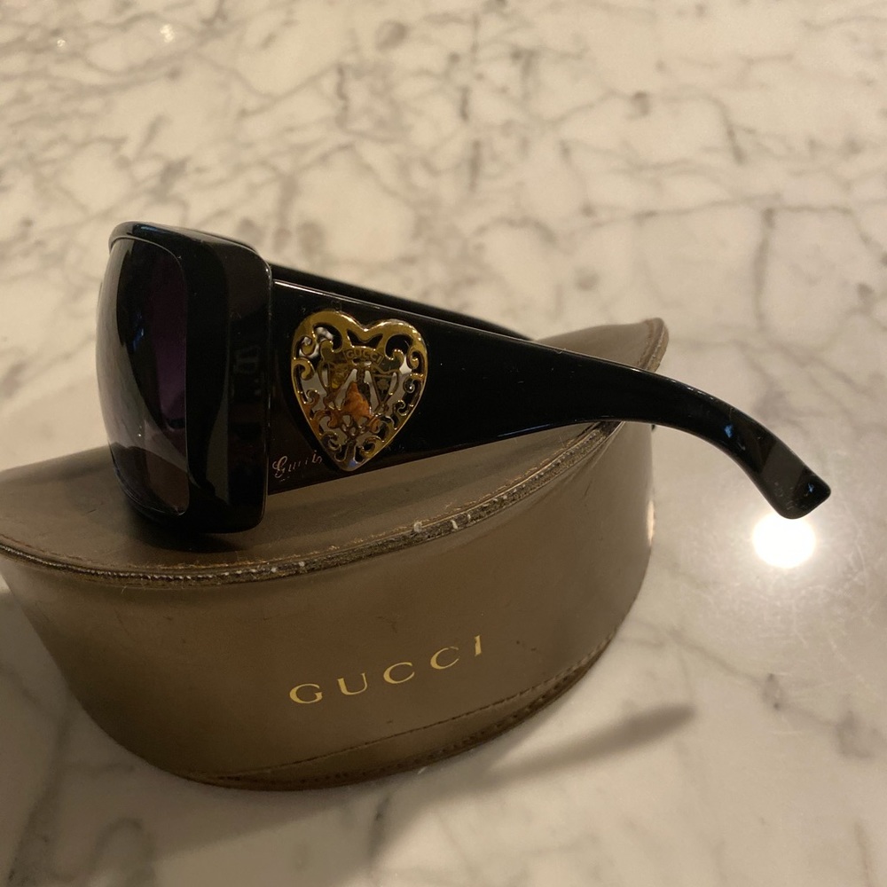 Used Gucci sunglasses